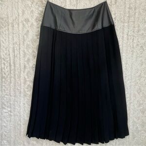 Lafayette Black Pleated Skirt Leather Yoke Sz 8
